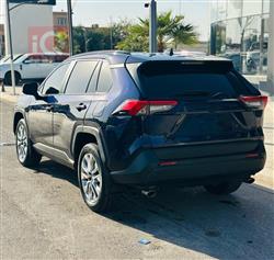 تۆیۆتا ڕاڤ 4